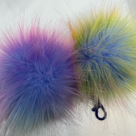 Pompoms 2 for $20 get 2 FREE!! Lots of colors. - Picture 6 of 16